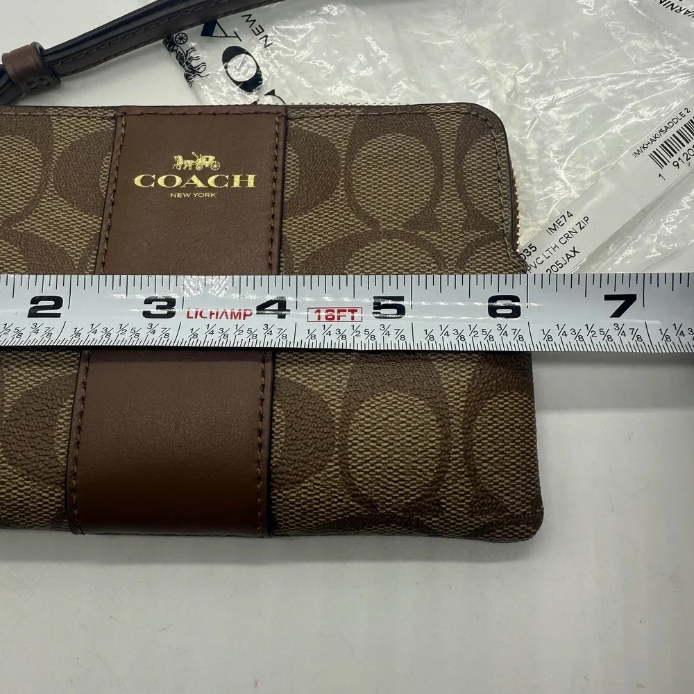 Coach‎ Signature Avary Wristlet Clutch Womens Small Brown PVC Leather Zip F58035